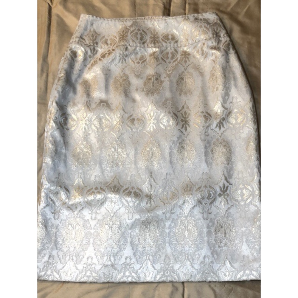 Tahari. Snowbed skirt. - Picture 1 of 8